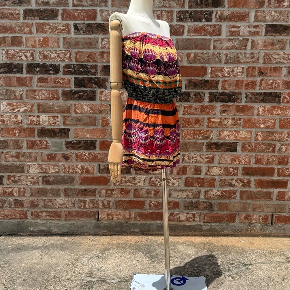 Angie strapless colorful patterned romper with pockets / L / Excellent condition - Picture 10 of 15